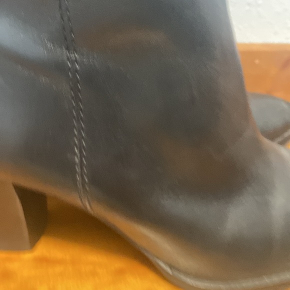 LL Bean black leather booties - Picture 3 of 8